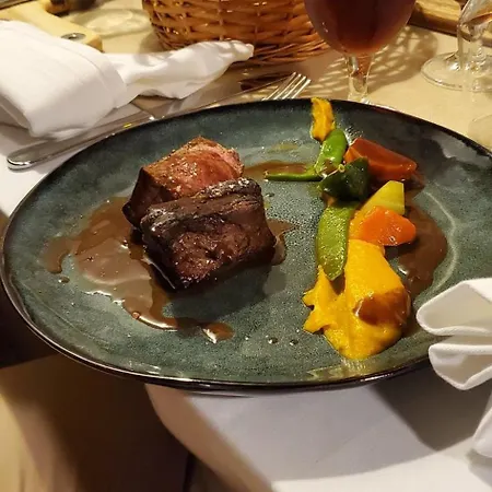 Bar Restaurant Saint Paul Hotel 2*