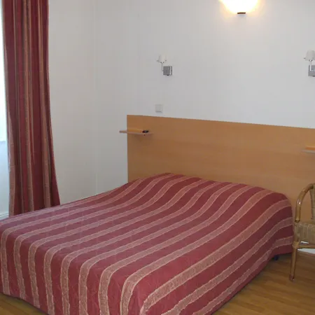 Hotel Bar Restaurant Saint Paul 2*