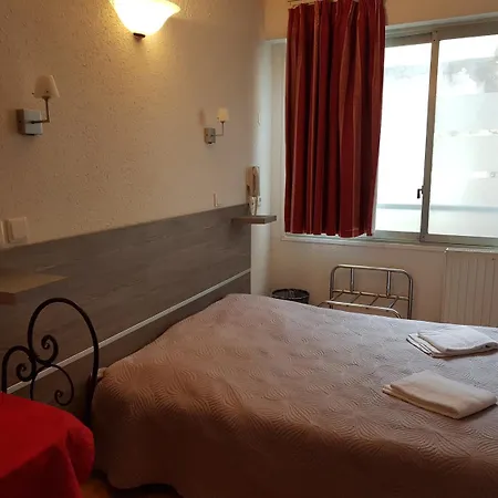 Bar Restaurant Saint Paul Hotel 2*