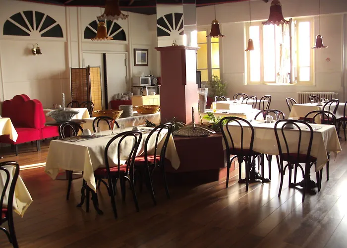 Bar Restaurant Saint Paul 2* Верден-сюр-Мёз