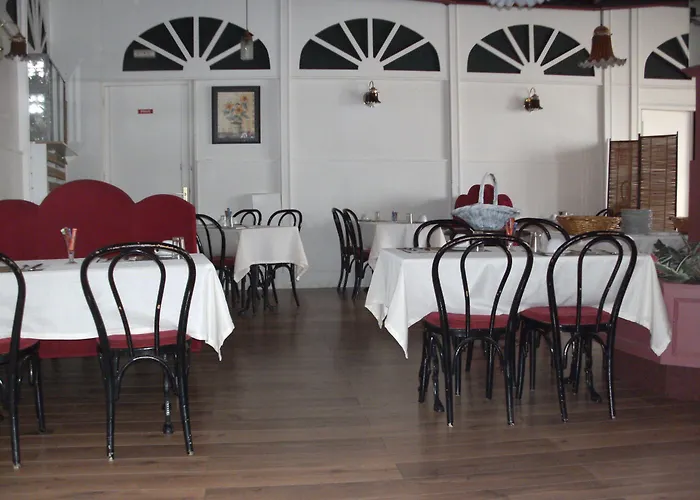 Bar Restaurant Saint Paul Верден-сюр-Мёз