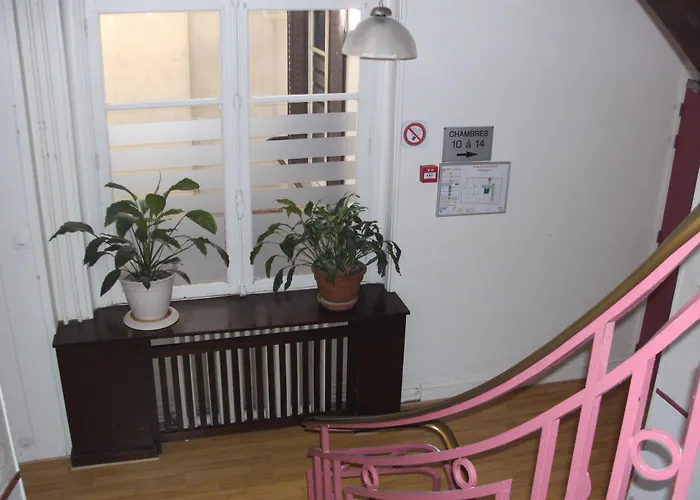 Bar Restaurant Saint Paul 2* Верден-сюр-Мёз