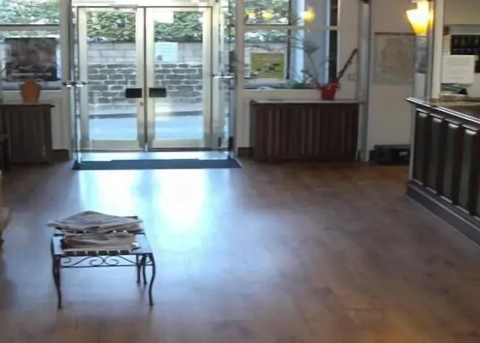 Bar Restaurant Saint Paul Отель 2*