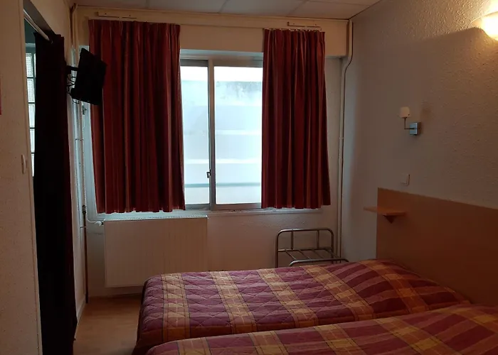 Отель Bar Restaurant Saint Paul Верден-сюр-Мёз